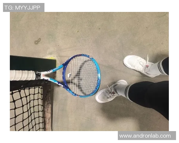 张静网球生涯回顾与展望:从青涩小将到职业顶尖选手的心路历程 张静网球生涯回顾与展望:从青涩小将到职业顶尖选手的心路历程