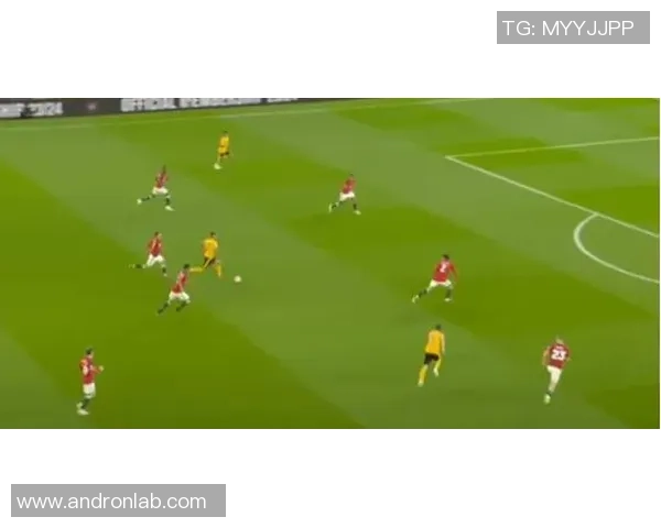 武汉滑板队与成都滑板队赛后复盘分析灵活性对比及战术启示 武汉滑板队与成都滑板队赛后复盘分析灵活性对比及战术启示